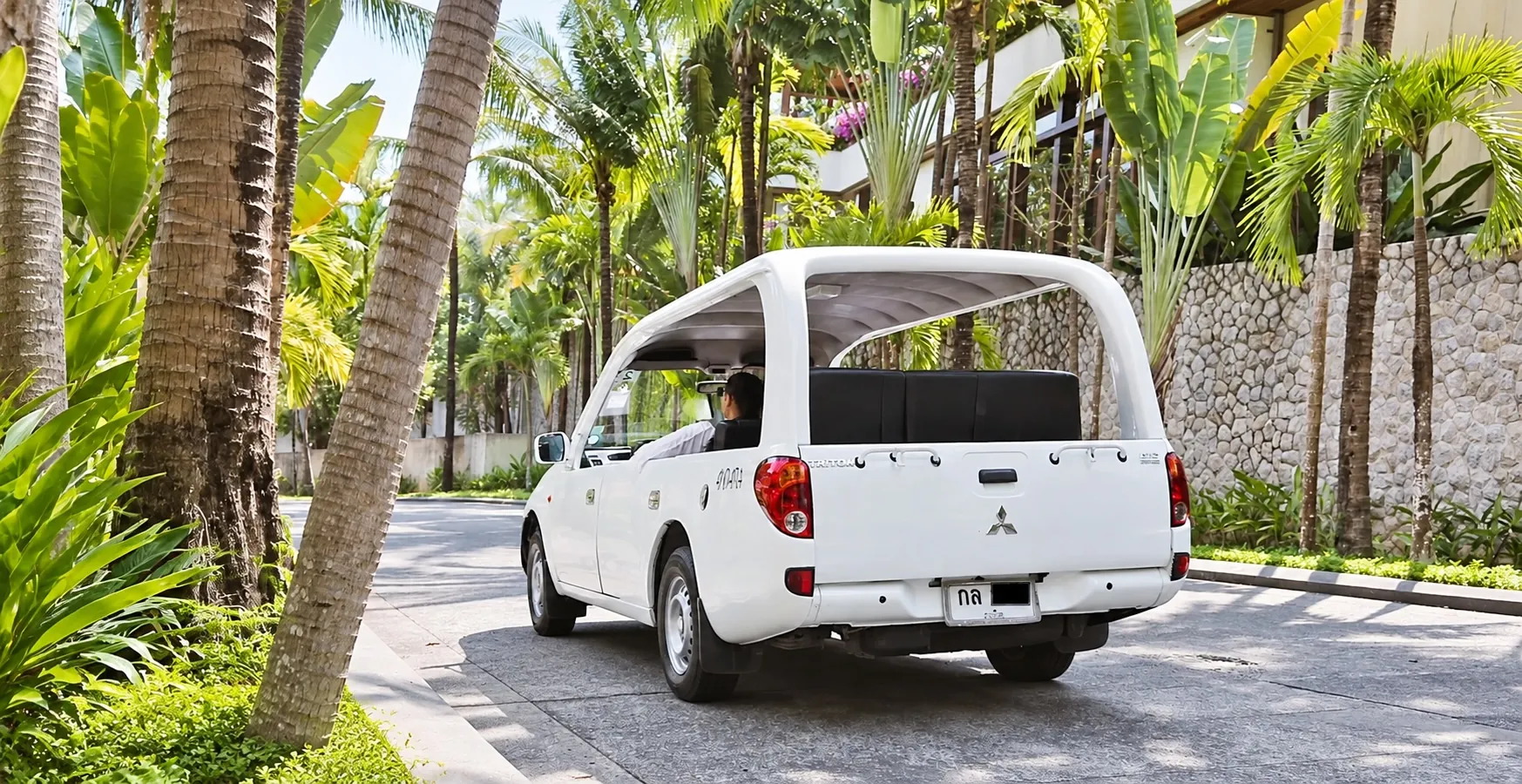Private shuttle to Kamala Beach, 2 minutes from the villa
