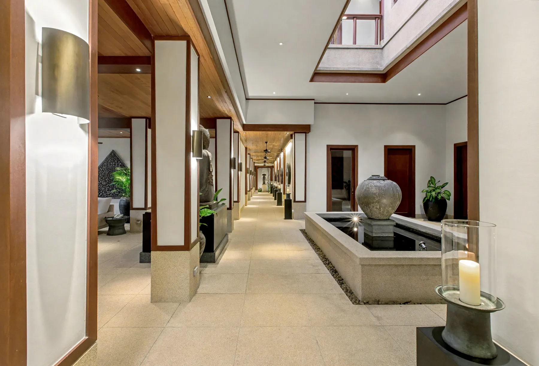Water court on level 2