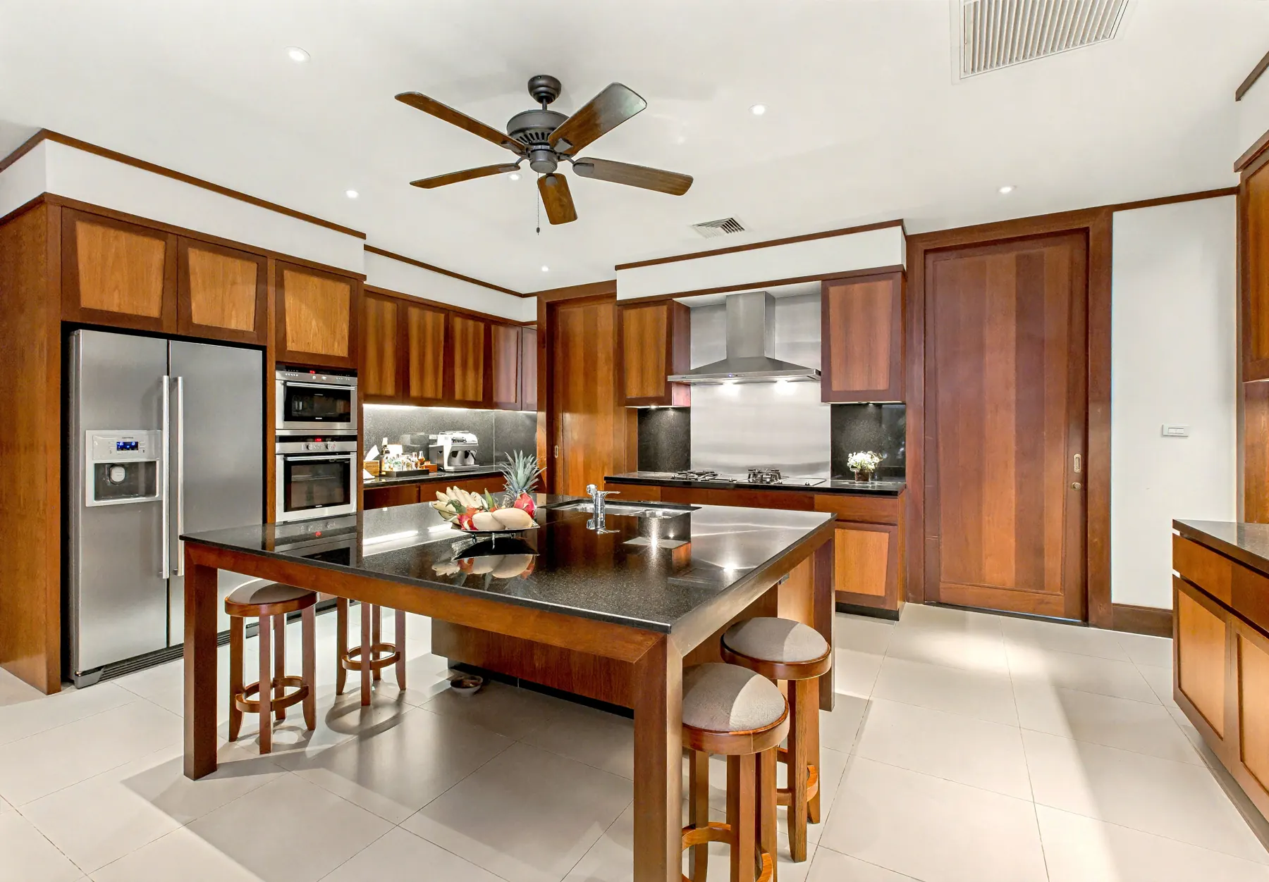 Kitchen island and breakfast bar
