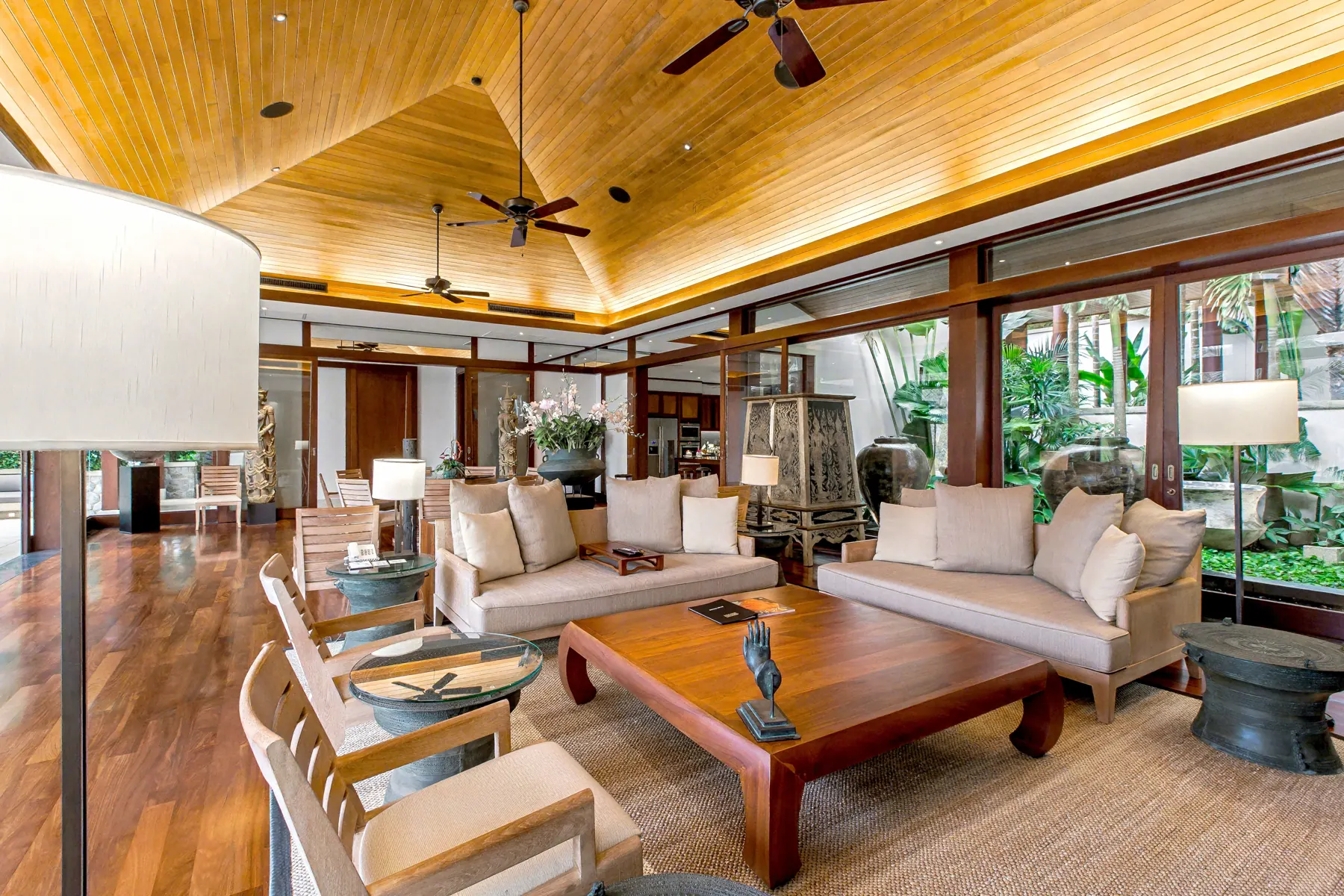 Main living room seating area